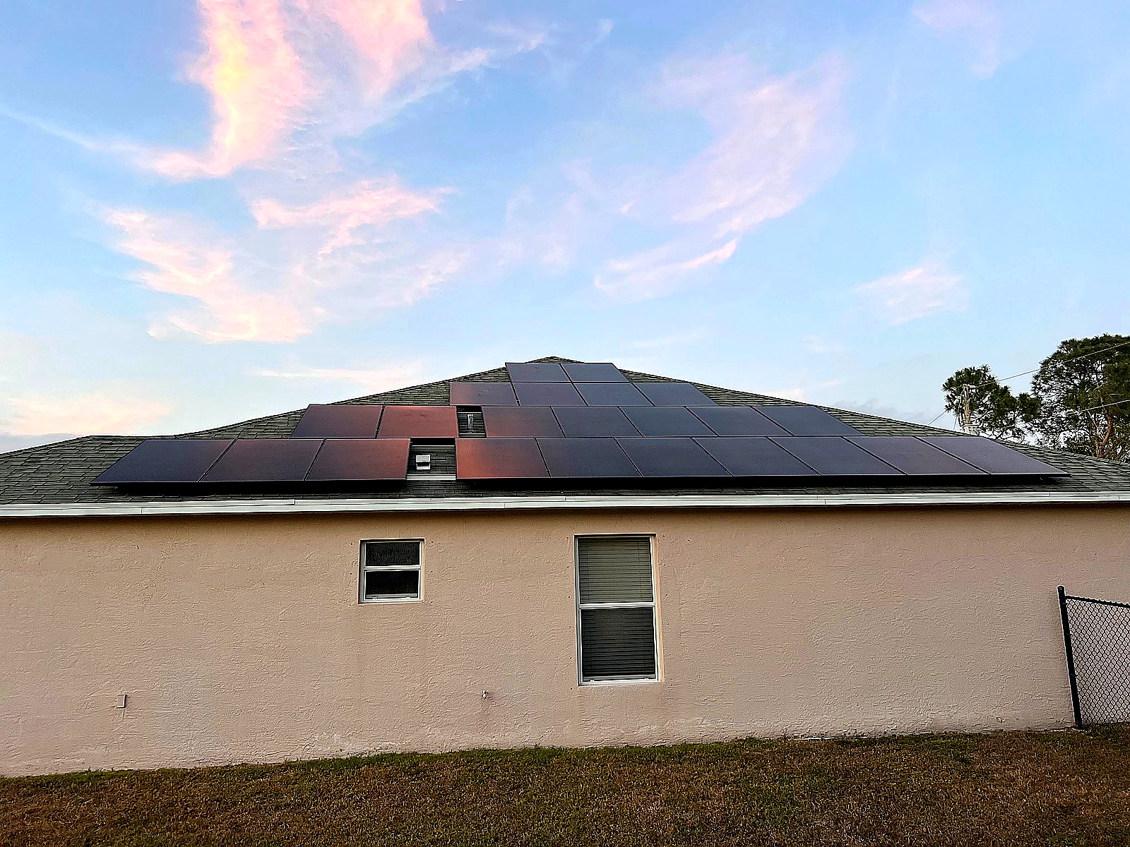 The Valley, California — Modern panel installation